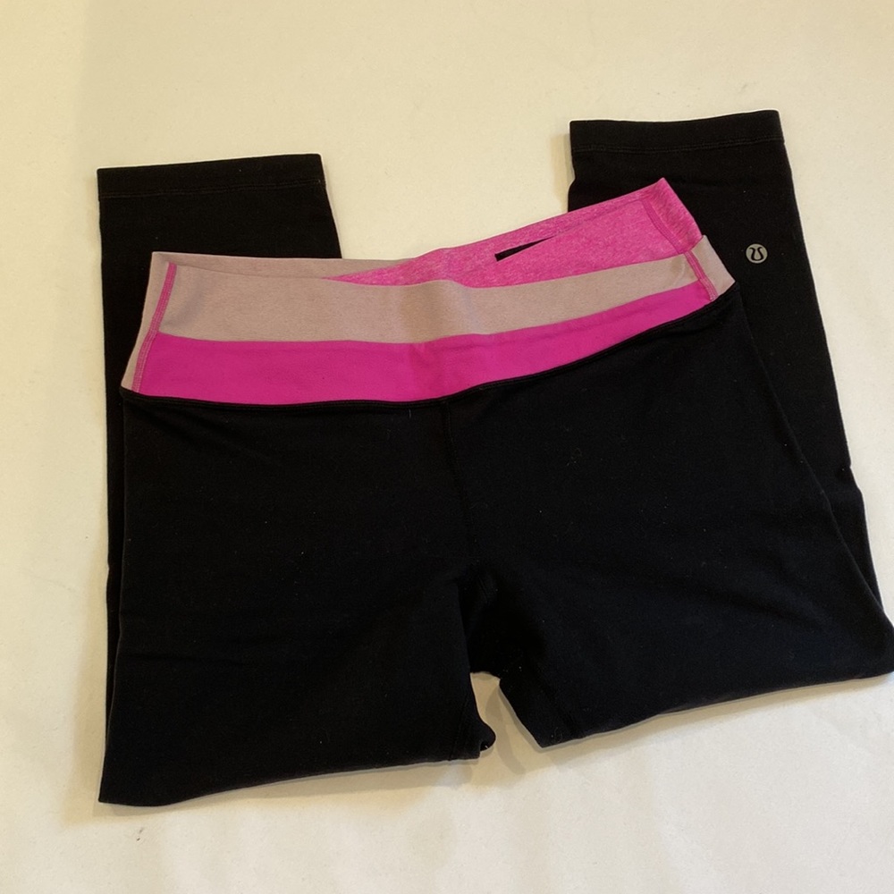 Lululemon Crop Pants - Picture 2 of 6